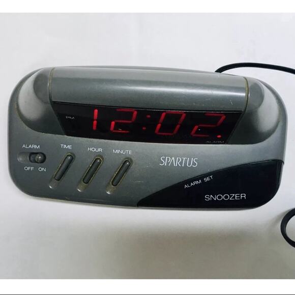 VINTAGE SPARTUS SNOOZER ALARM CLOCK - Picture 8 of 8